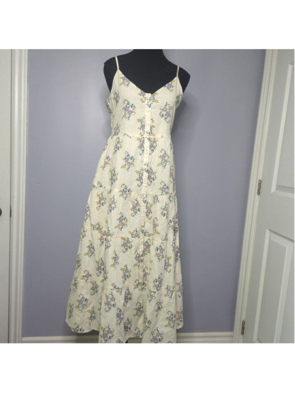 Patrons of Peace Cream Floral Tiered Button-Front Maxi Dress Sz S - Picture 2 of 16